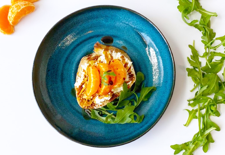 Crostini with Goat Cheese, Clementines & Arugula – Rocky Mountain Olive Oil