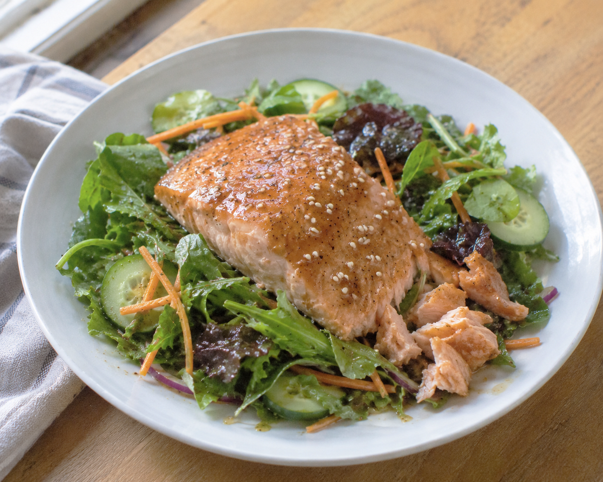 Honey Ginger Salmon Salad with Honey Ginger Balsamic Vinegar and Milan – Rocky Mountain Olive Oil