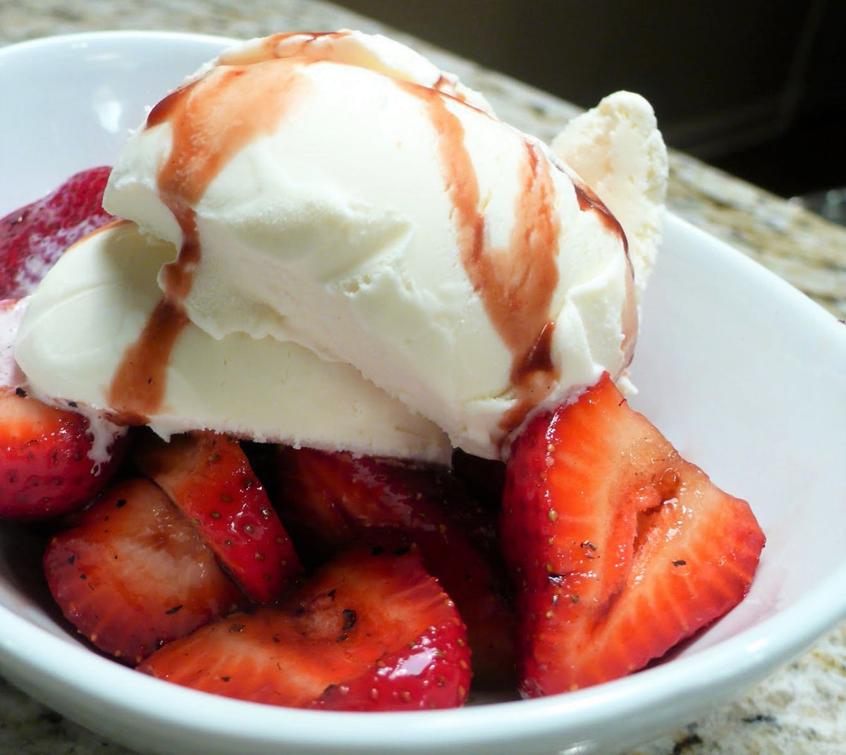 Anti-Aging Strawberries Ice Roller Recipe - IcyGlam