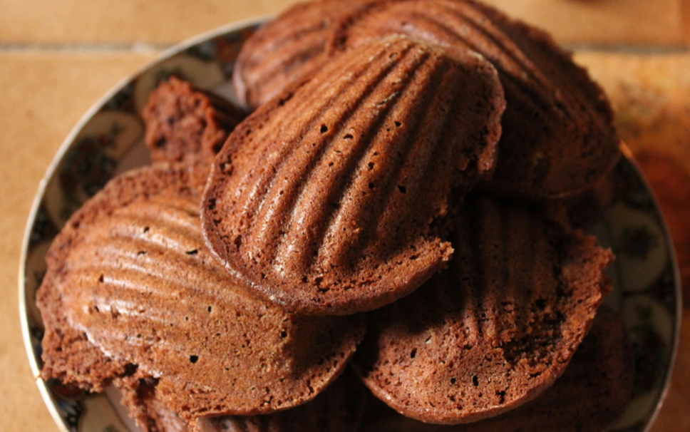 Mandarin Dark Chocolate Madeleines – Rocky Mountain Olive Oil