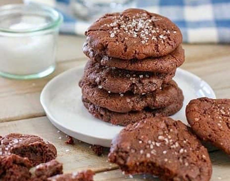 Vegan Salted Rosemary Chocolate Cookies